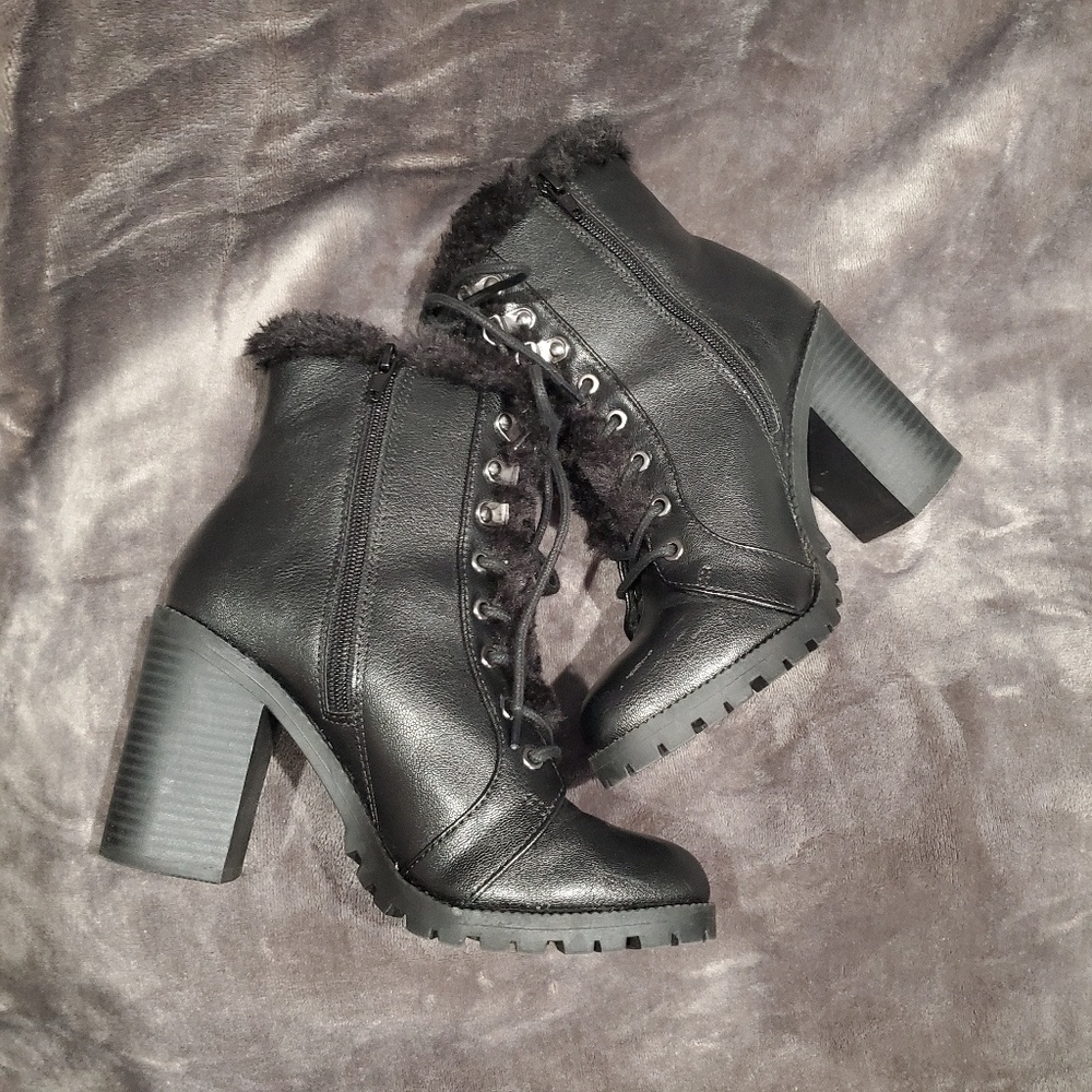 EXPRESS BLACK COMBAT LACE-UP HEELED LUG BOOTIES
